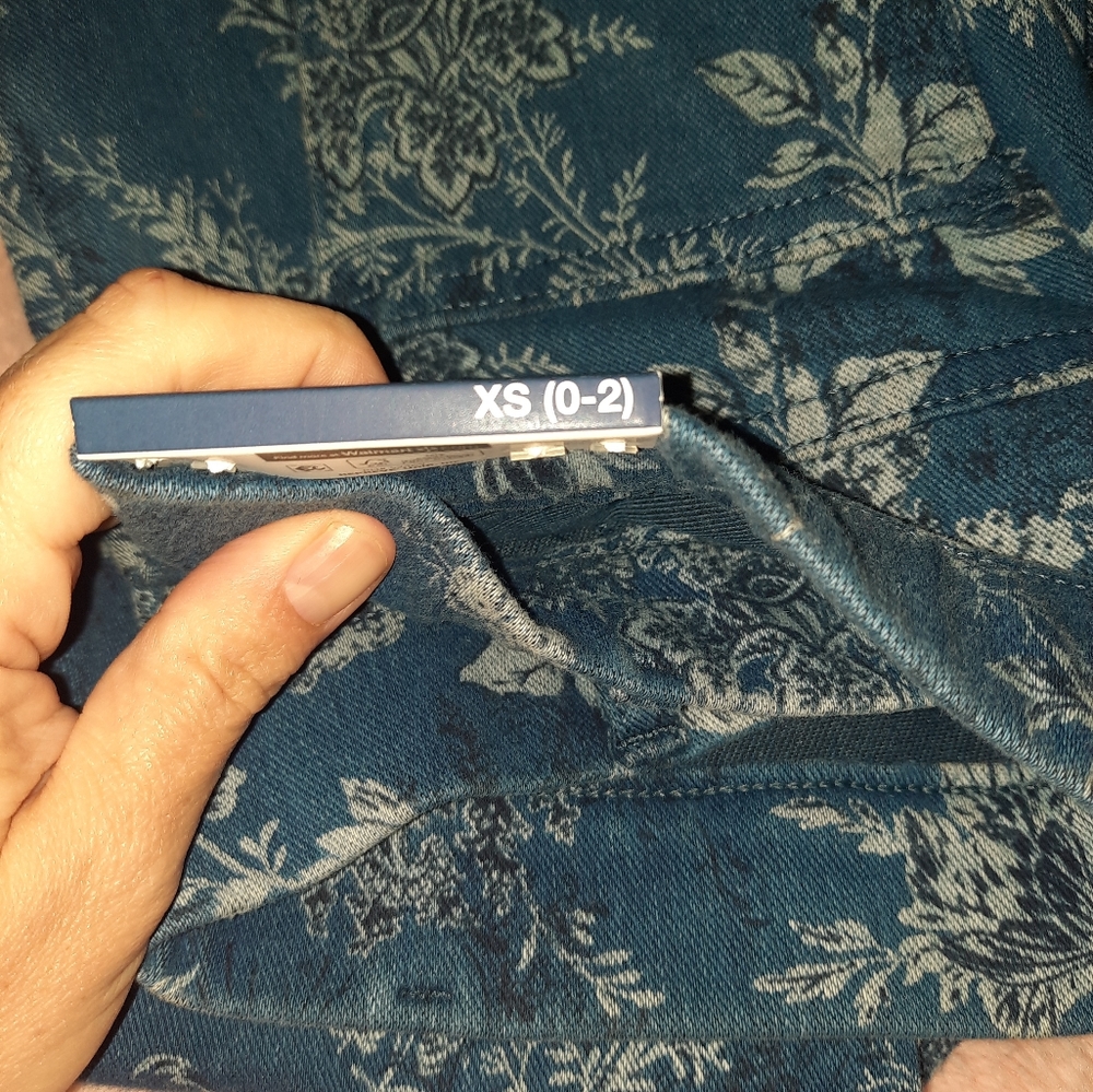 Women’s Time and Tru Denim Jeggings - NWT - Picture 4 of 7